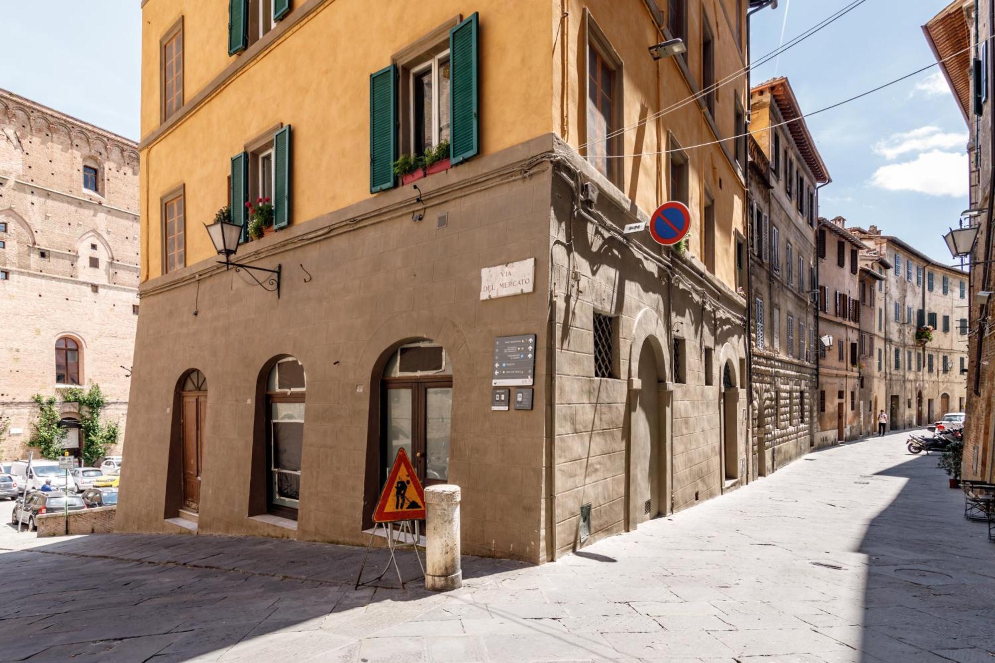 Ferienwohnung Charme Centro Storico Siena Exterior foto