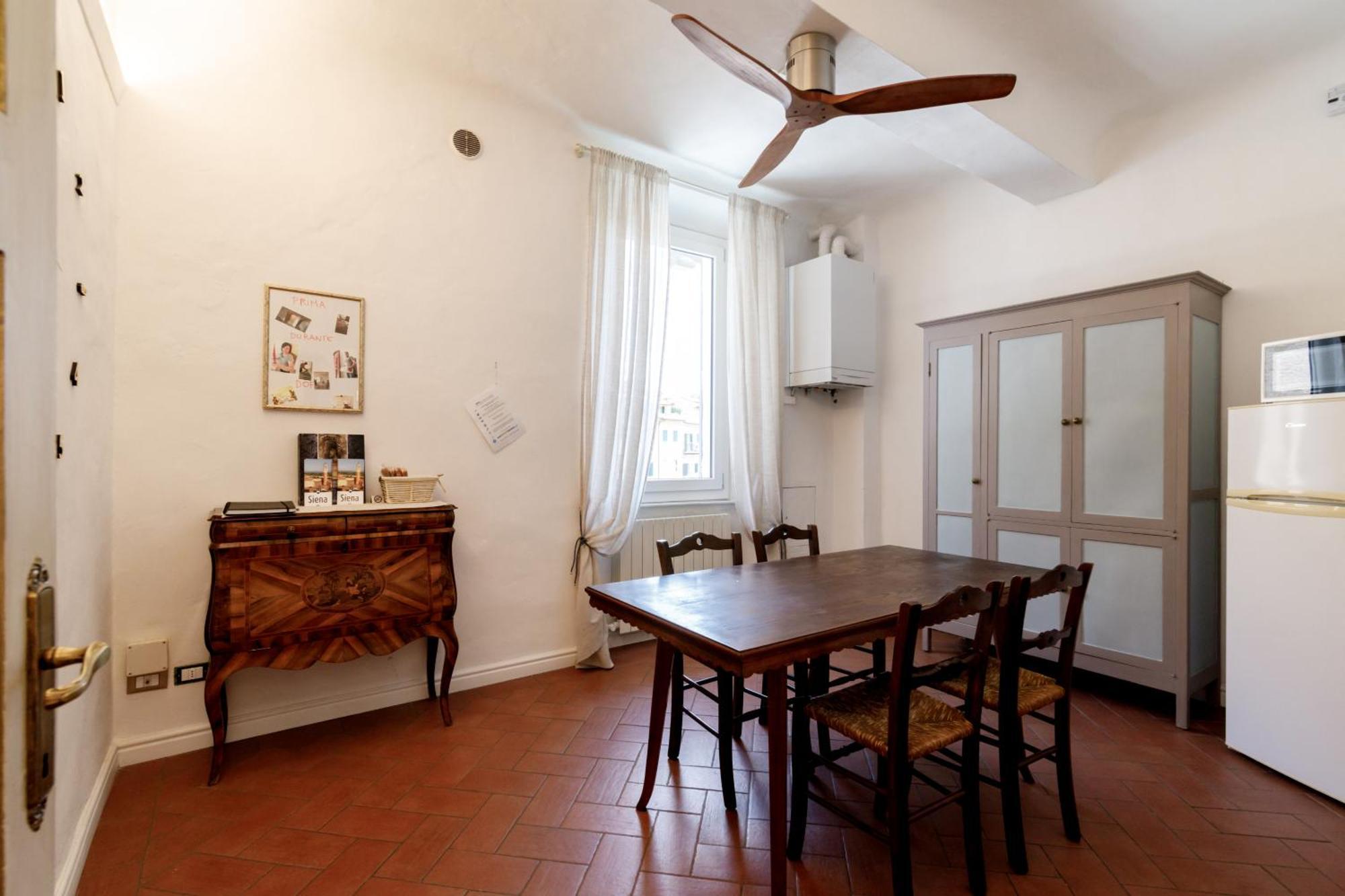 Ferienwohnung Charme Centro Storico Siena Exterior foto