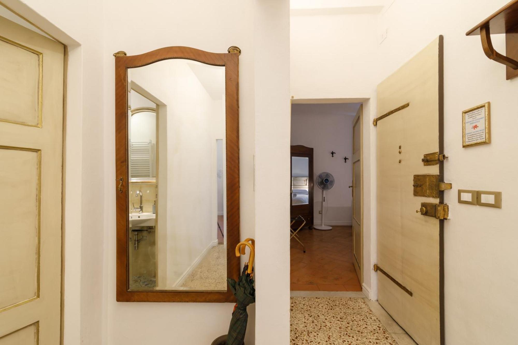 Ferienwohnung Charme Centro Storico Siena Exterior foto